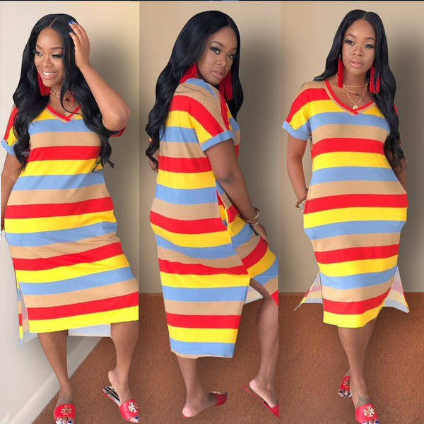 Alkalmi női ruha rövid ujjal és hasítékkal