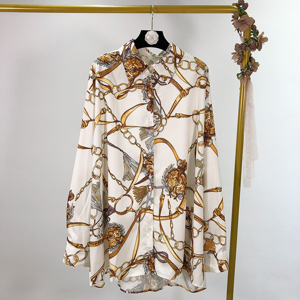 Cămașă de damă în alb și negru cu model