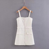 Modern női ruha vékony pántokkal, fehér színben - rövid modell