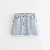 Fusta de dama din denim cu nasturi de culoare deschisa