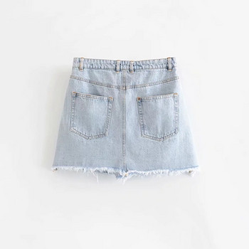 Fusta de dama din denim cu nasturi de culoare deschisa