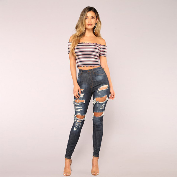 Blugi moderni de dama de culoare albastra cu motive rupte