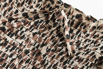 Rochie de dama cu model animal si maneci scurte