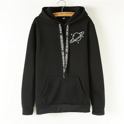 Modern női pulóver rátéttel és nyakkendőkkel több színben