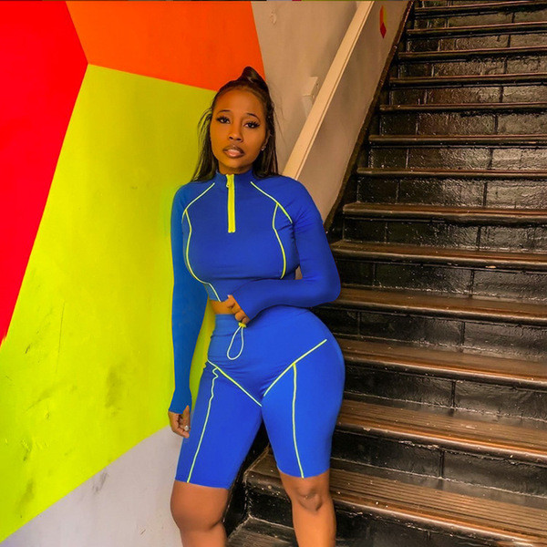 Set sport pentru femei in doua culori - albastru si negru