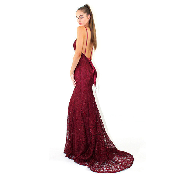 Rochie eleganta de dama model NOU cu bretele subtiri de culoare visiniu