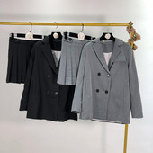 Női kabát és rakott szoknya szett