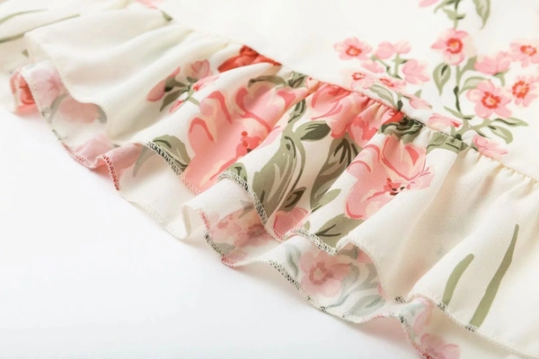 Virágmintás, vékony pántos női ruha