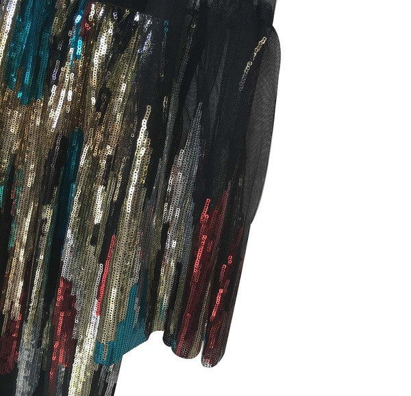 Rochie elegantă de damă cu paiete și mâneci lungi de culoare neagră