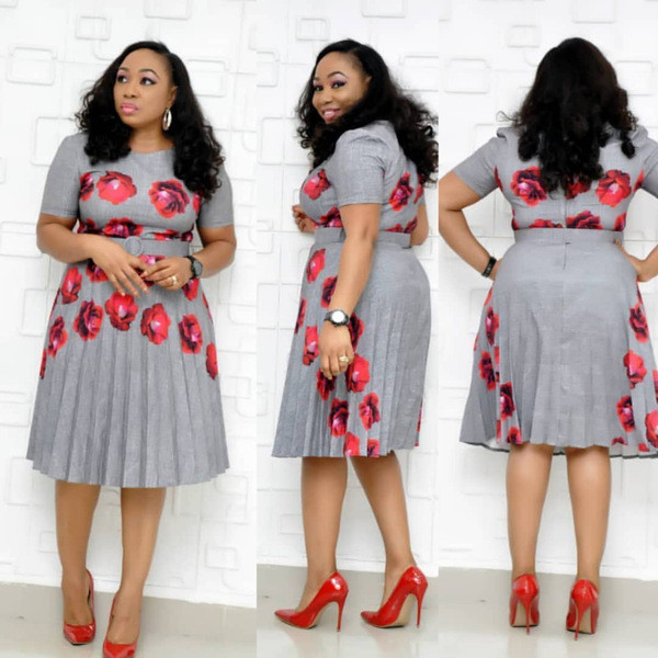 Modern női ruha 3/4-es ujjal és O-nyakú több színben