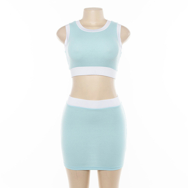 Modern női szett két részből álló felső + szoknya zöld színben