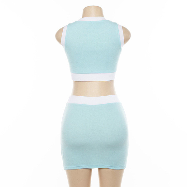 Modern női szett két részből álló felső + szoknya zöld színben