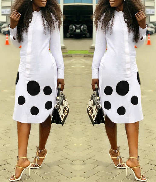 Modern női ruha hosszú ujjú fehér és fekete színben
