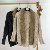 Vesta scurta de dama cu guler de blana