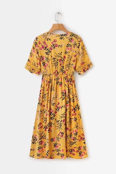 Rochie de vara dama cu maneca dreapta si scurta de culoare galbena