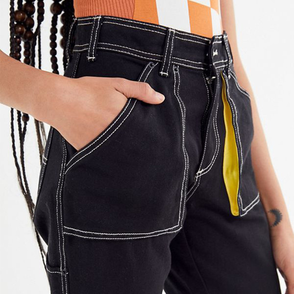 Női alkalmi farmernadrág fekete színben