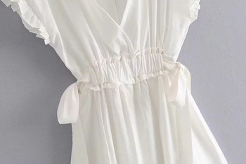 Rochie de damă cu decolteu în V adânc în culoarea albă