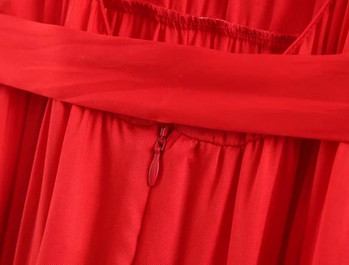 Modern női ruha - szabású modell piros színben