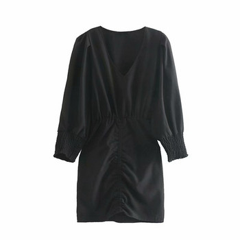 Rövid fekete ruha elasztikus derékkal