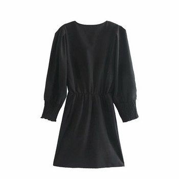 Rövid fekete ruha elasztikus derékkal