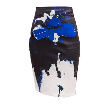 Fusta de dama moderna cu model floral in albastru