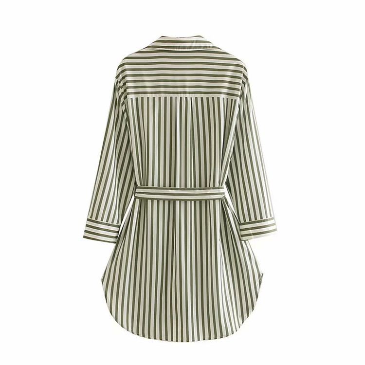 Női hosszú csíkos ing övvel