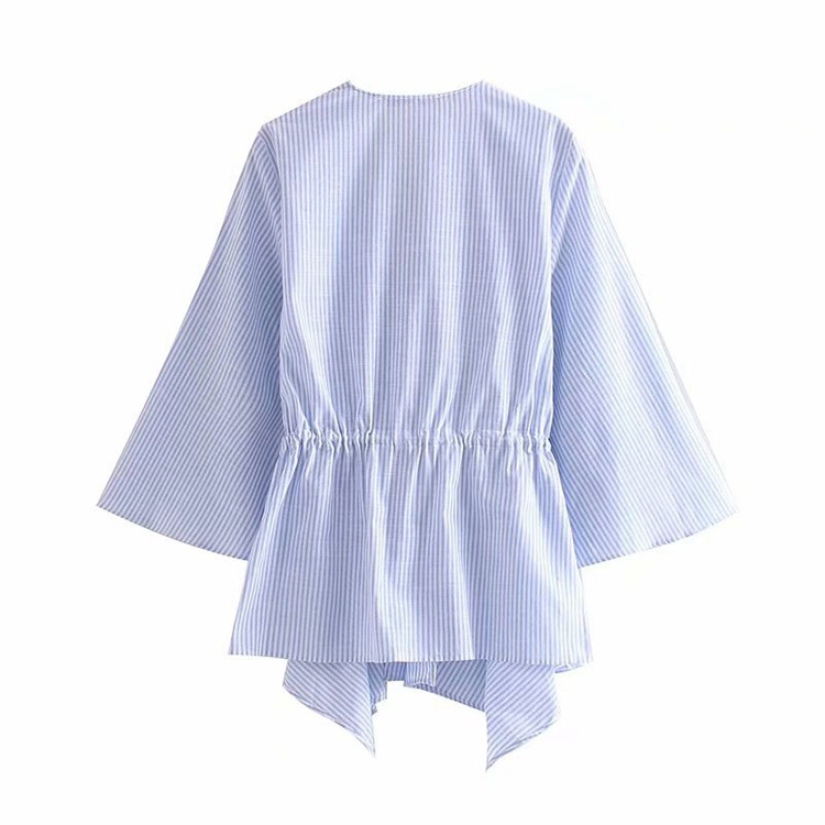 Csíkos, aszimmetrikus női blúz