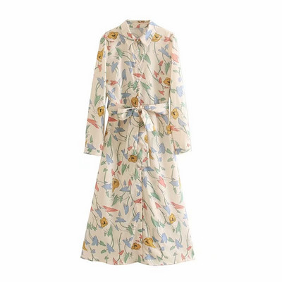 Bézs színű, hosszú alkalmi ruha virágmintával