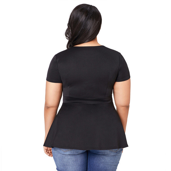 Bluză de damă elegantă cu mâneci scurte și decolteu adânc în negru