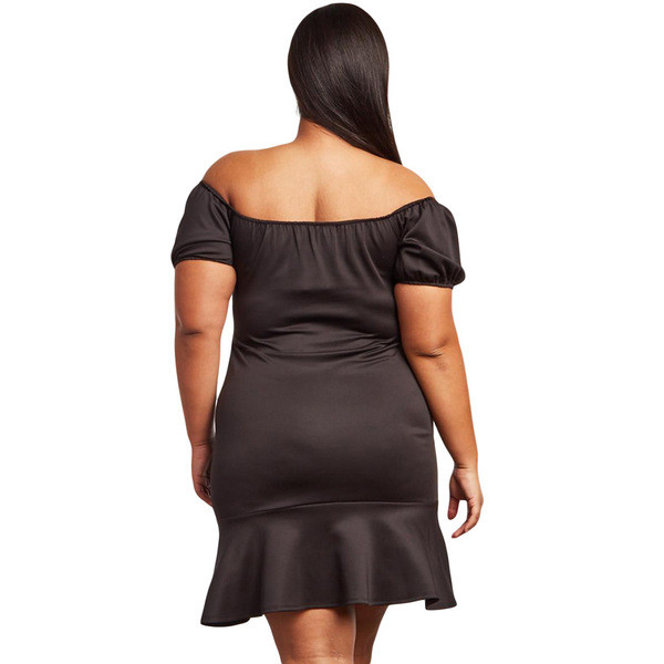 Elegáns női ruha Karcsú modell rövid ujjú fekete színben