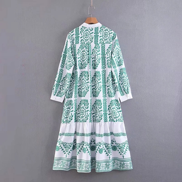 Rochie de dama cu maneca dreapta si lunga - model lat