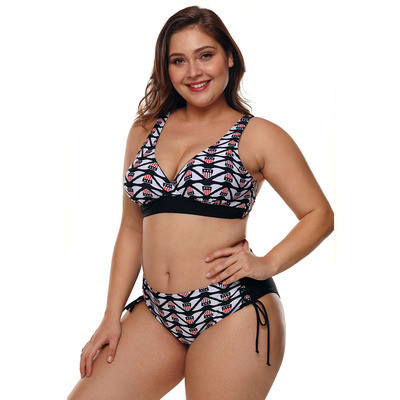 Kétrészes női fürdőruha nyakkendővel és 3XL-es méretig