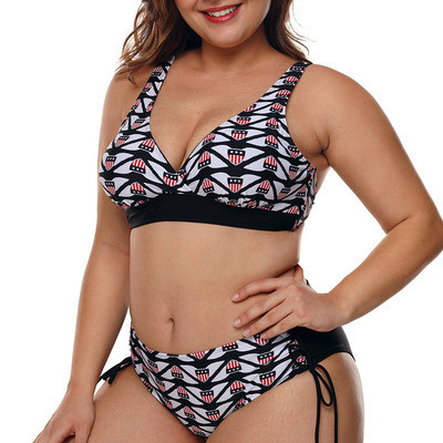 Kétrészes női fürdőruha nyakkendővel és 3XL-es méretig