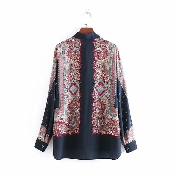 Női ing hosszú ujjal, színes mintával