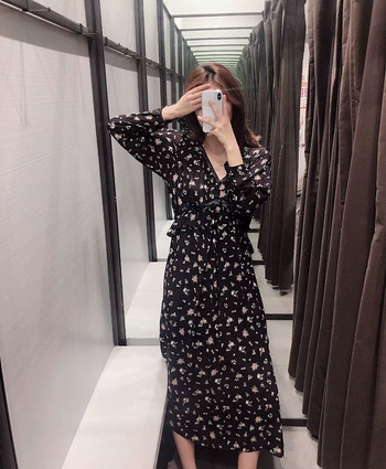 Virágmintás női hosszú ruha - szabású modell