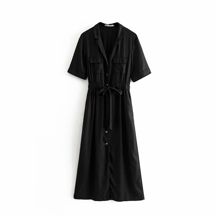 Rochie lunga de dama cu nasturi si crapatura in negru