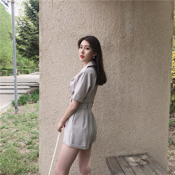 Salopeta de dama moderna in trei culori