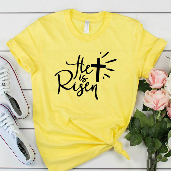 Alkalmi női póló öt színben felirattal