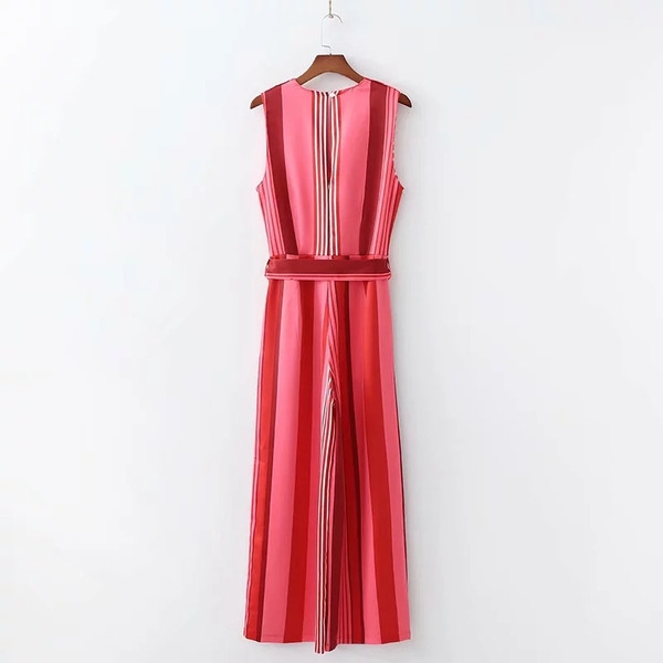 Rochie de damă în dungi cu decolteu în V