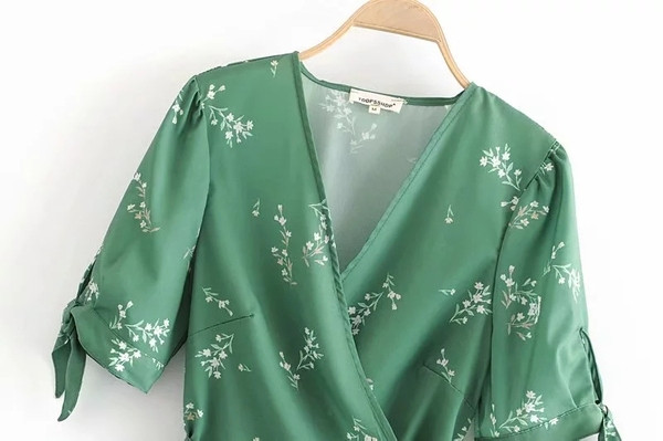 Bluza de dama cu maneca scurta de culoare verde