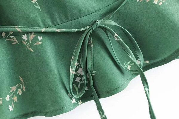 Bluza de dama cu maneca scurta de culoare verde