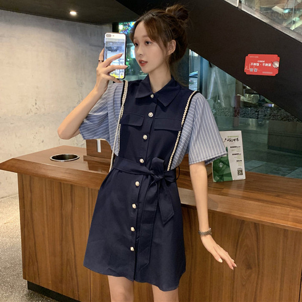 Női aktuális ruha két színben, rövid ujjal