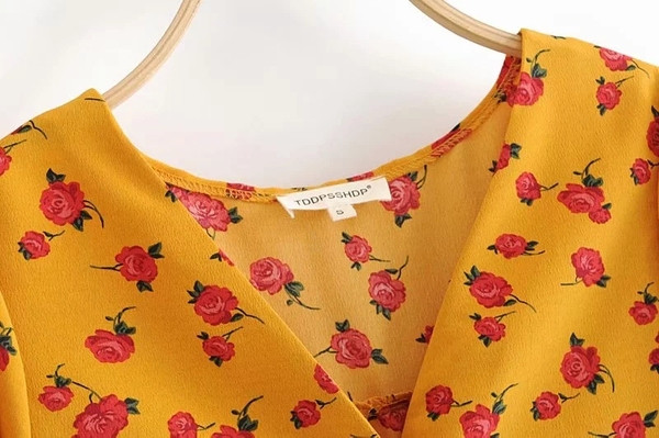 Bluza de dama cu model colorat in galben