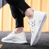 Tenisi moderni pentru bărbați cu șireturi în trei culori