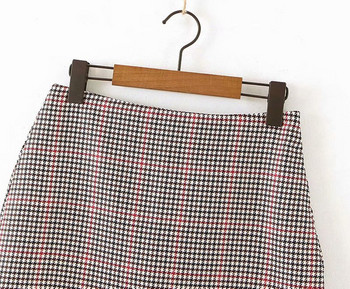 Fusta de dama scurta in carouri