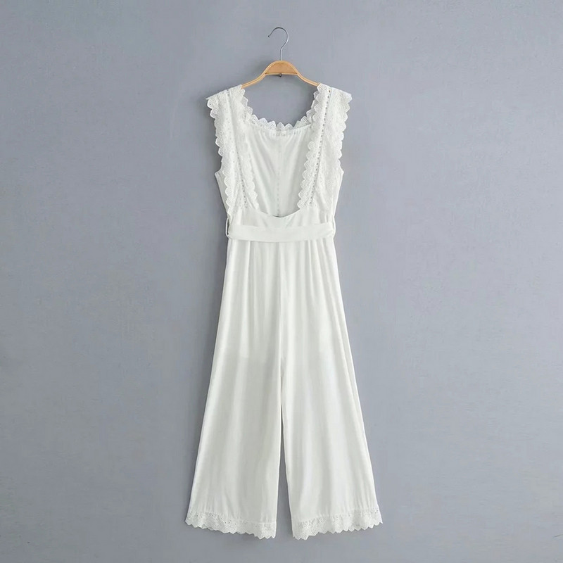 Salopetă modernă de damă alb cu dantelă