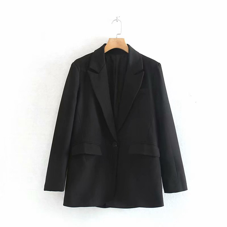 Елегантно дамско сако в черен цвят - прав модел