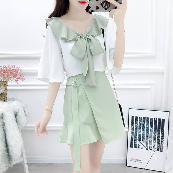 Női modern ruha több színben 3/4-es ujjal