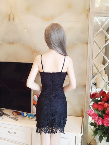 Női modern csipkeruha három színben