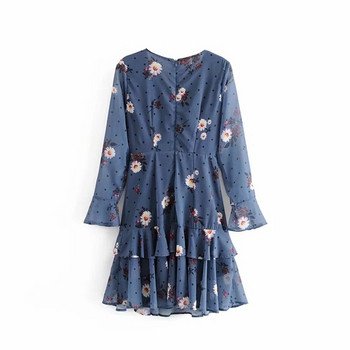 V-nyakú, virágmintás női ruha, hosszú ujjal